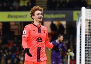 天空体育：狼堡2100万镑报价诺维奇前锋萨尔根特，接近达协议