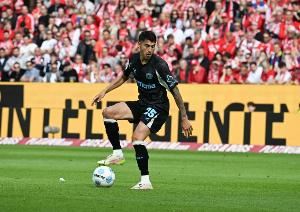 帕拉西奥斯：药厂的人才培养路线让我们赢过冠军，愿为新人传帮带