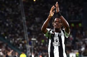 记者：姆班古拉转会费1000万欧+300万欧奖金，周四体检&签约五年