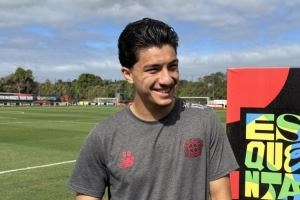 勒沃库森新援马扎：滕哈赫是优秀教练，他在战术上非常聪明