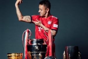 39岁拉菲尼亚退役，拜仁官推送祝福：祝愿你在人生新篇章一切顺遂