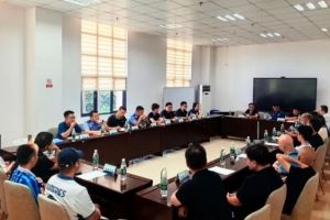 中超联赛武汉赛区文明观赛球迷工作会召开