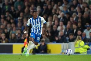 记者：埃斯图皮尼安通过体检后，7月24日飞往中国香港加入AC米兰