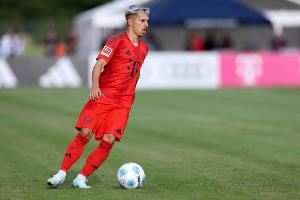 法尔克：拜仁即将就萨拉戈萨转会达协议，买断费1300万欧