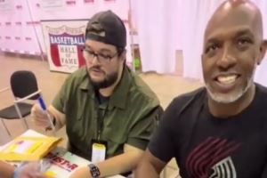 某华人网友教比卢普斯中文：牛X🐮🍺=Awesome 好好调教杨瀚森