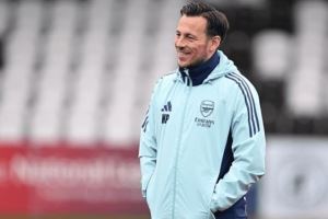 阿森纳官方：青年发展阶段首席教练马克斯-波特出任U21主帅