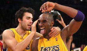 武贾西奇：球迷可能会忘了我 但永远记得那支从未让人失望的湖人