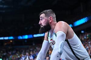 瓦兰丘纳斯：双方都战至最后一刻 希腊实力更强比我们表现更出色